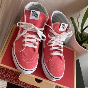 Strawberry Pink/Truewhite VANS